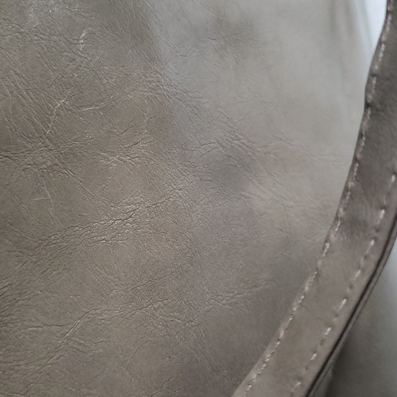 Womens Gray Vegan Leather Handbag. NWOT. - Picture 10 of 16
